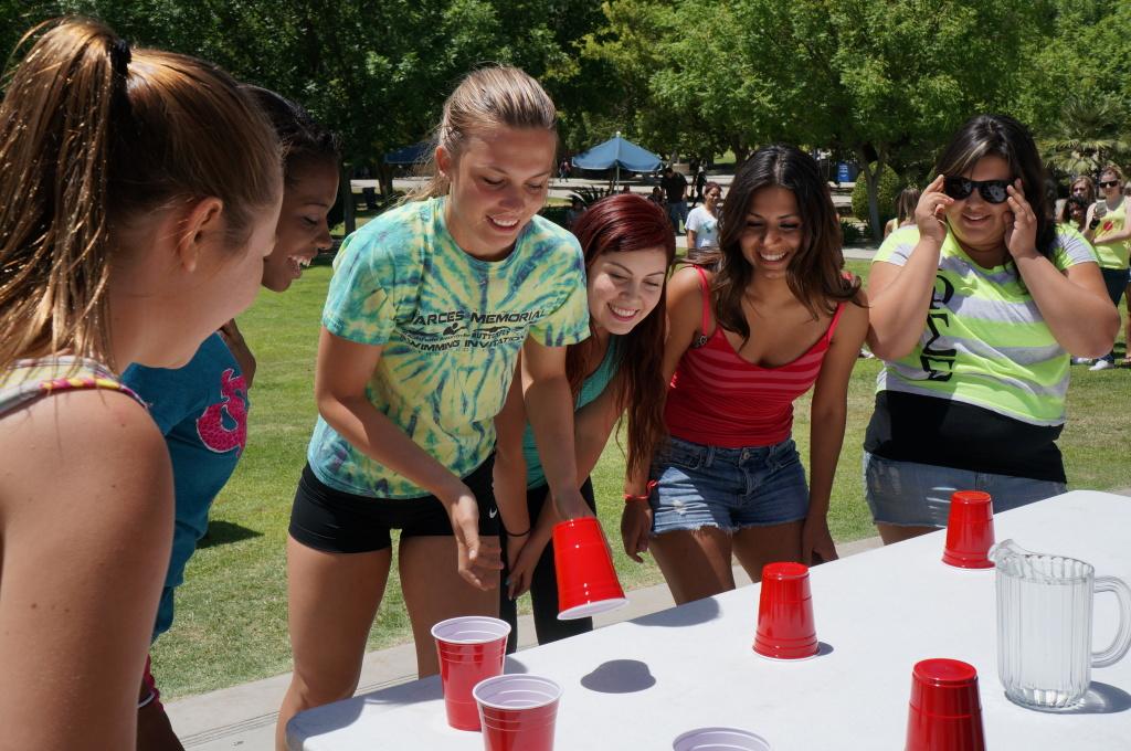 Phi Sigma Sigma sorority members engage in Greek Week activities on Wednesday, May 22. (Ryan Barrera/The Runner).