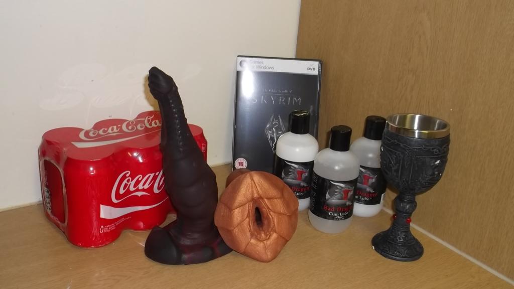 Runner Cast - Techno Dildonics
