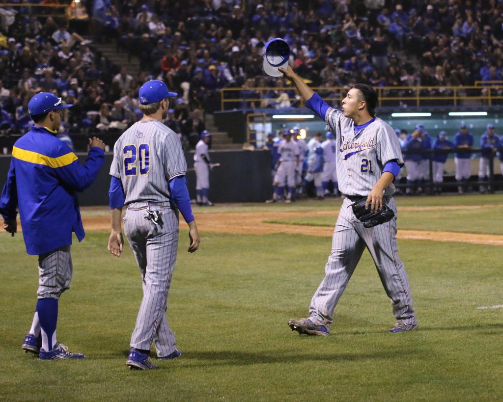 Senior pitcher James Barragan walks off the field during Friday’s NCAA Regional game against UCLA. The Roadrunners dropped both games to UCLA, but earned their first ever postseason victory against Ole Miss on Saturday in a 2-1 win.
Photo by AJ Alvarado/The Runner