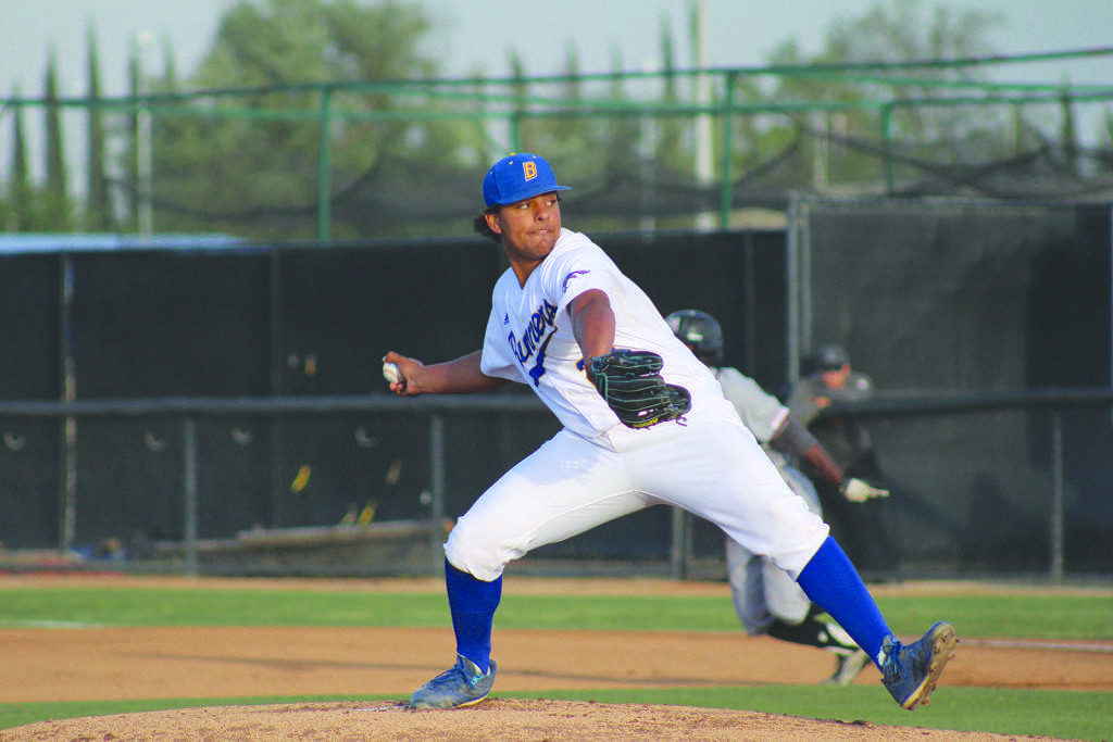 Pitcher Isaiah Moten pitching at New Mexico game on April 22 at Hart Field.