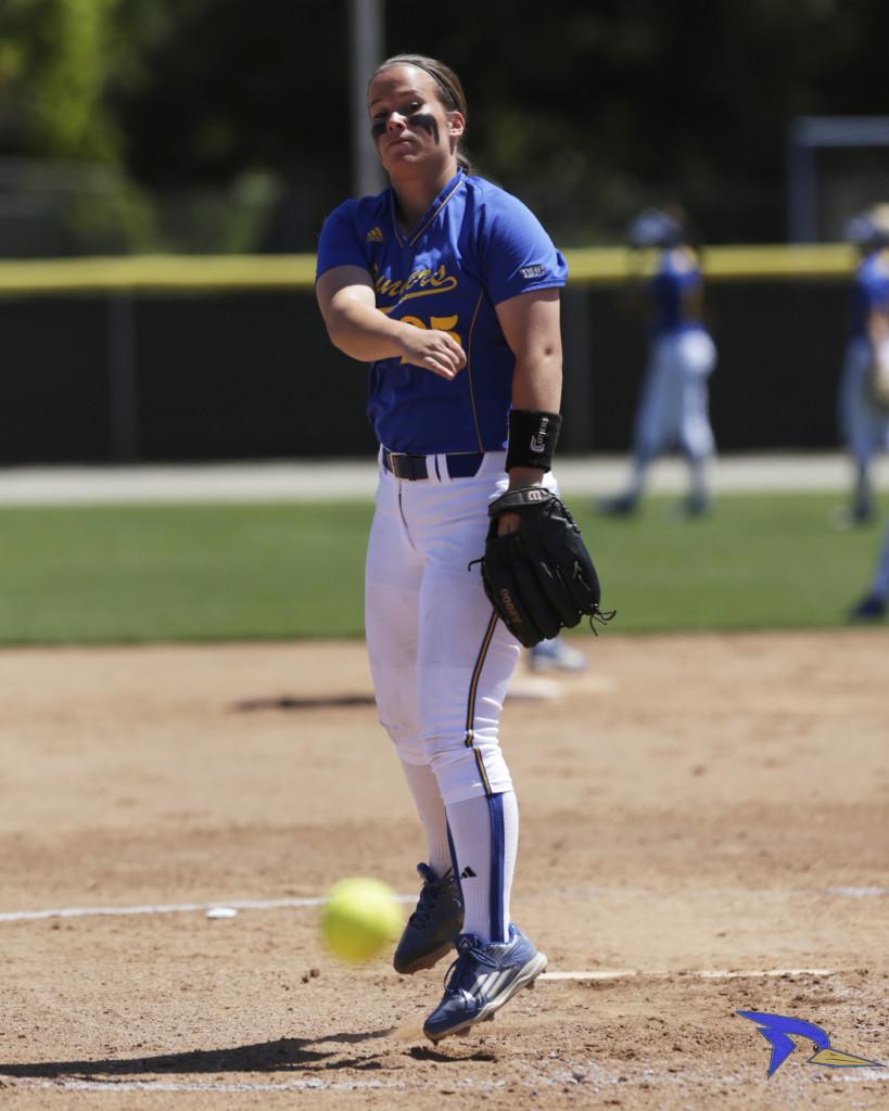 AJ Alvarado/The Runner
Junior pitcher Lyndsay Kilmenko warms up in between innings against Seattle University on Saturday.