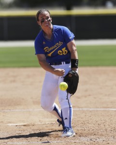 CSUB junior pitcher Lyndsay Klimenko pitches the ball against Seattle on April 16. Photo by AJ Alvarado/The Runner