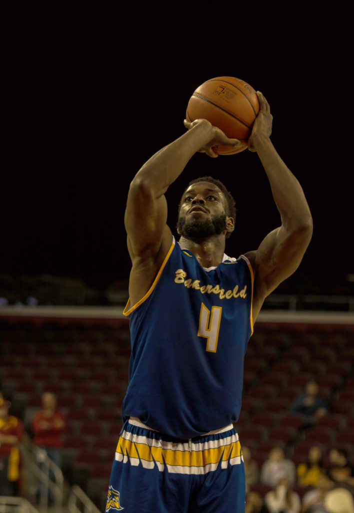 Suber's big night powers CSUB to win