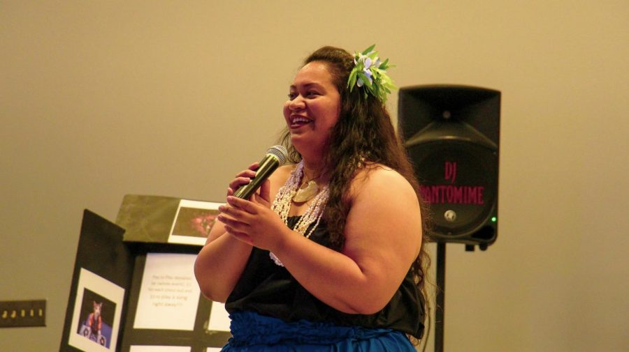 Angelica Eke, director of the Tatou Uma dance school from Bakersfield, educates and discusses the art of Polynesian dancing on Mar 9 in the Student Union Multi-Purpose Room.