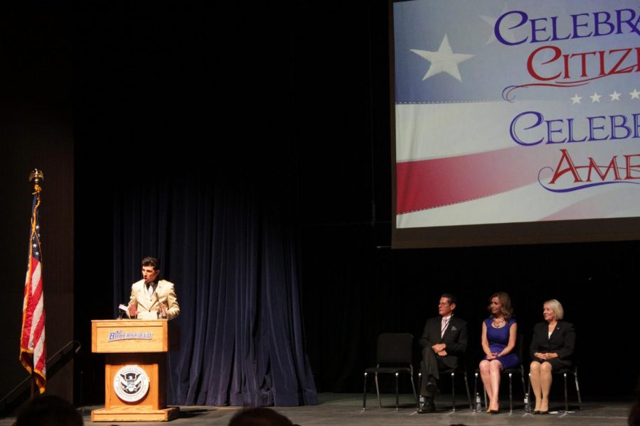 Hernandez_Naturalization_02