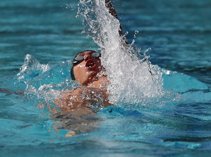 CSUB swimmers splash out competition