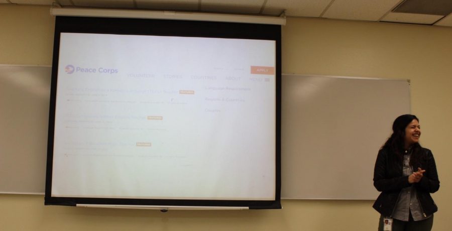 Vanesa Villa, a Peace Corps volunteer,  showing the audience how to become a part of the Peace Corps on Feb. 7, 2020