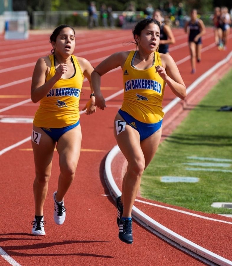 CSUB senior runners Bianca Frausto and Alejandra Frausto.
