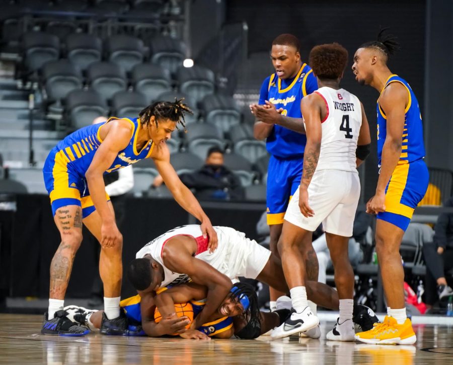 The Runners forced 11 turnovers on the night and held CSUn to a 32.6% field goal percentage.