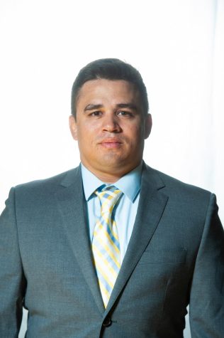 Luke Smith head coach